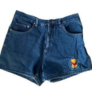Vintage Winnie The Pooh Denim Shorts Jr 13/ Adult 8 Embroidered Disney Y2K